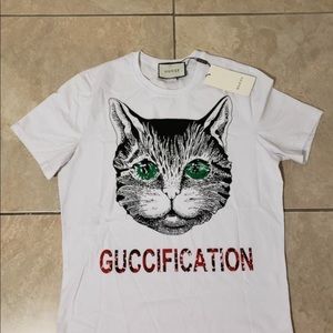 White cat t shirt design